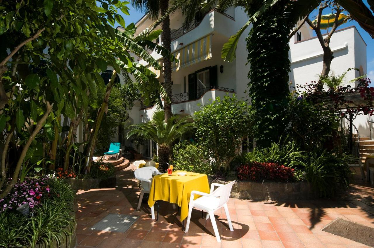Hotel Villa Angelica Lacco Ameno  Exterior foto
